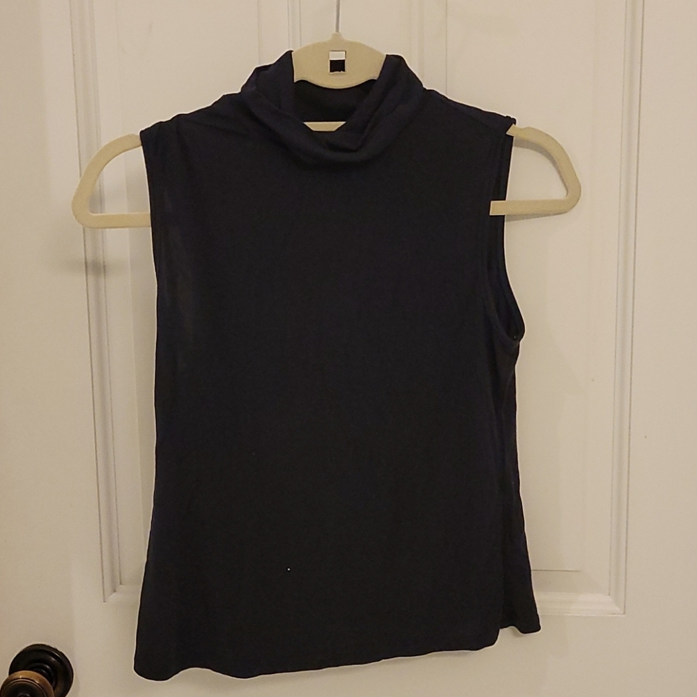 THEORY Turtleneck Top